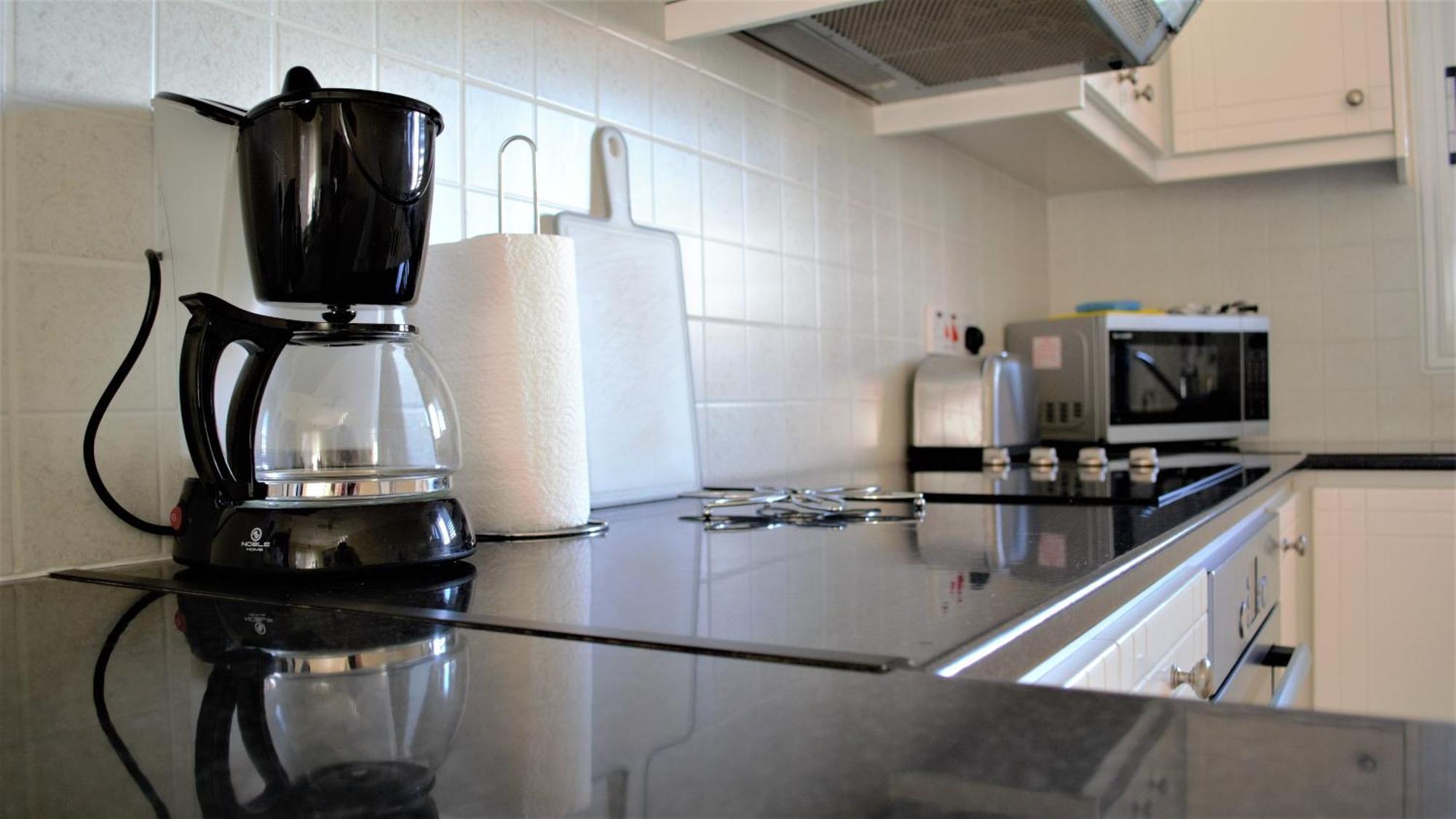 Sun Island Apartments Paphos Bagian luar foto